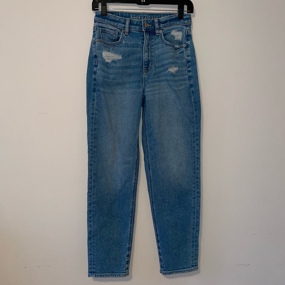 American Eagle Stretch Mom Straight Jean Distressed Size 2